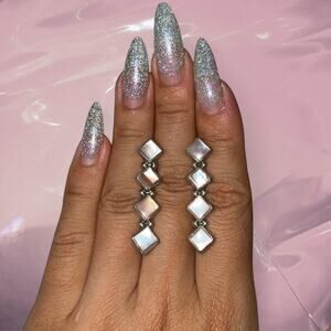 Vintage 925 Sterling silver fairy core iridescent pink mother of pearl earrings